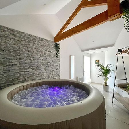 דירות Un Cocon Pour 2 Ou 4 - Merignac -Jacuzzi - Netflix - Tram A מראה חיצוני תמונה