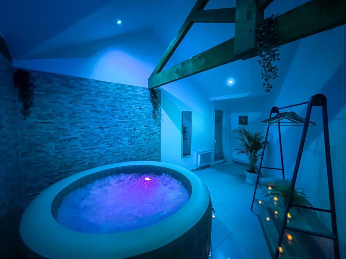 דירות Un Cocon Pour 2 Ou 4 - Merignac -Jacuzzi - Netflix - Tram A מראה חיצוני תמונה